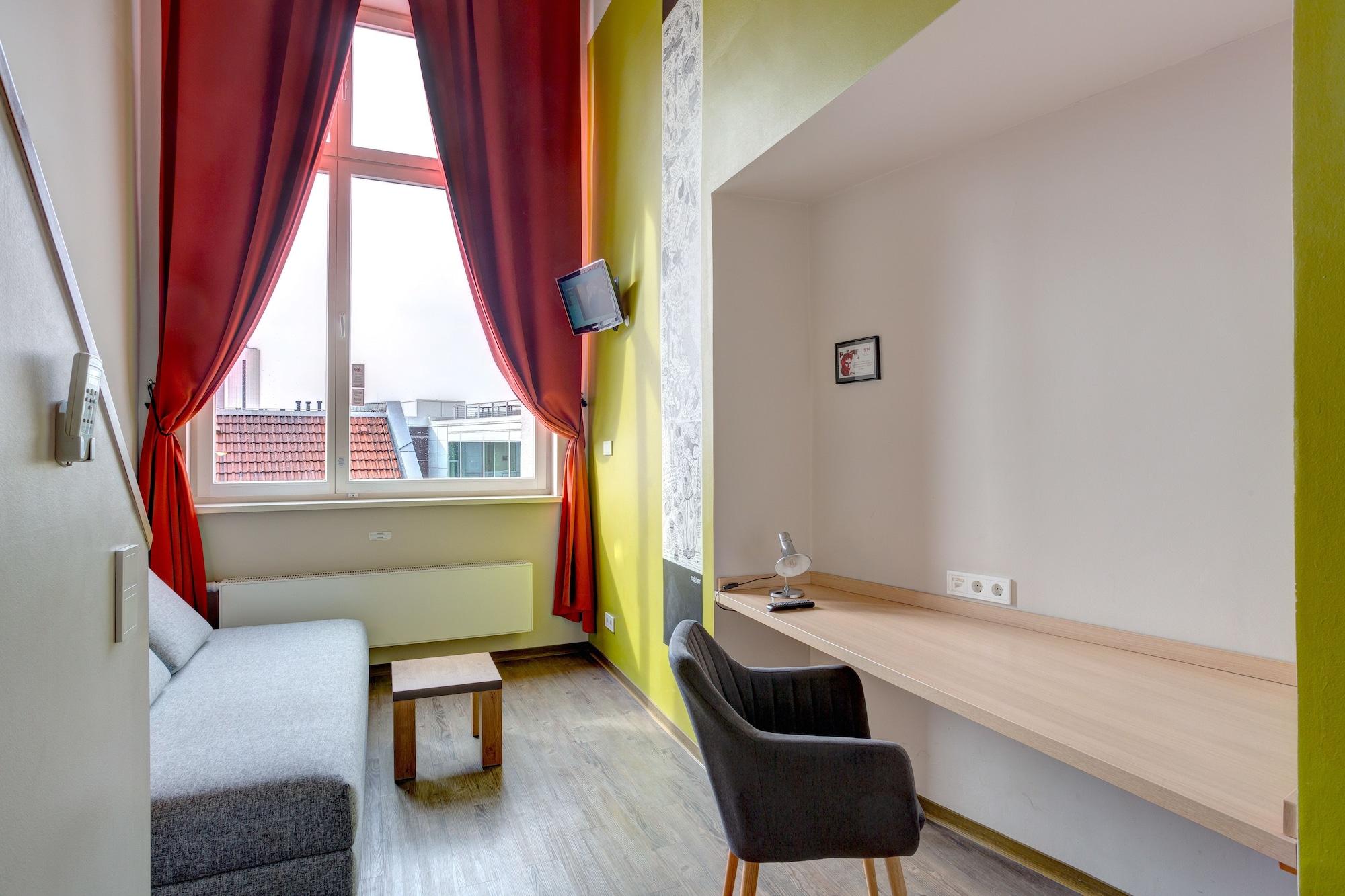 Hotel Meininger Mitte 3*