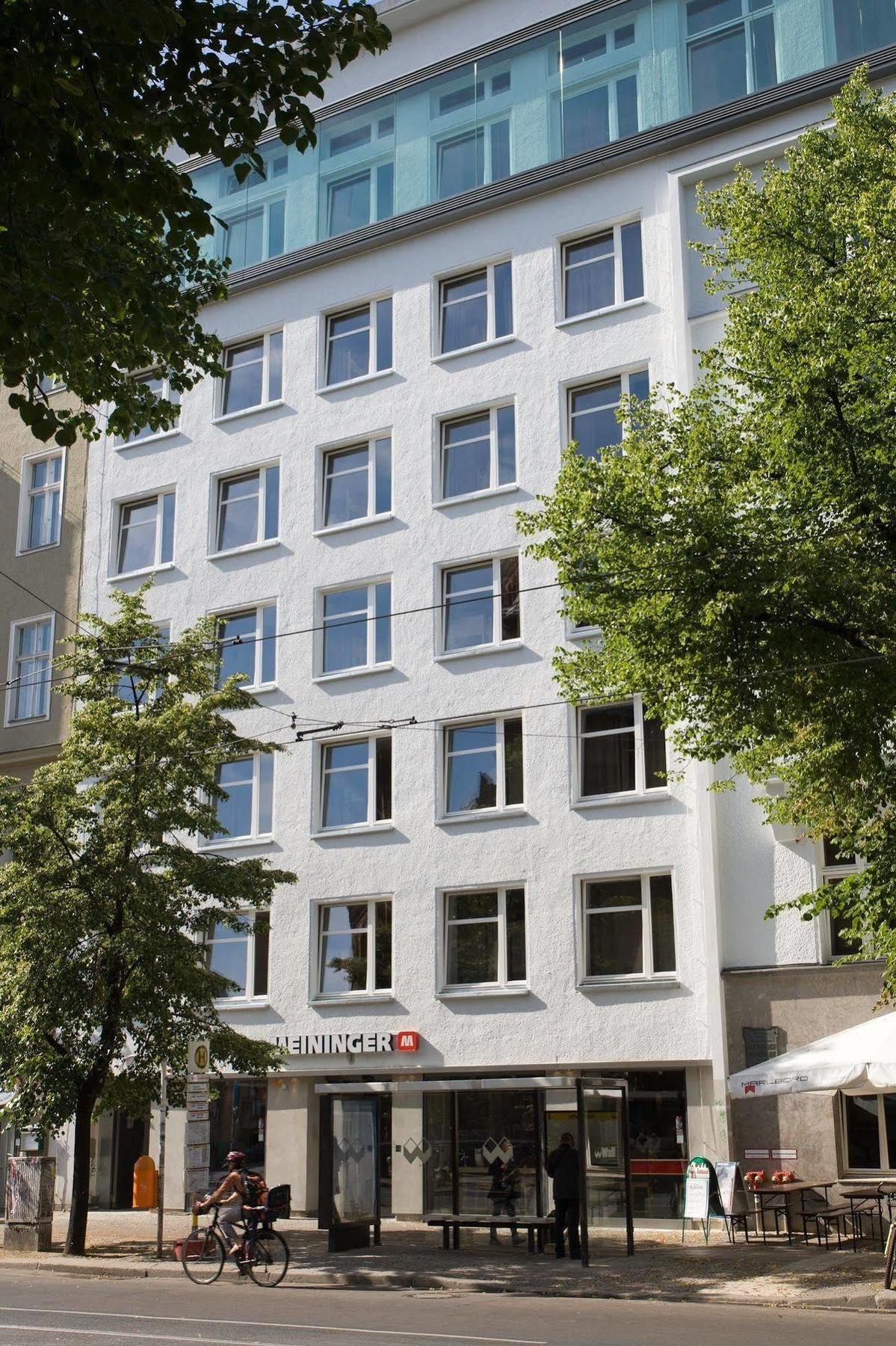 Hotel Meininger Mitte 3*